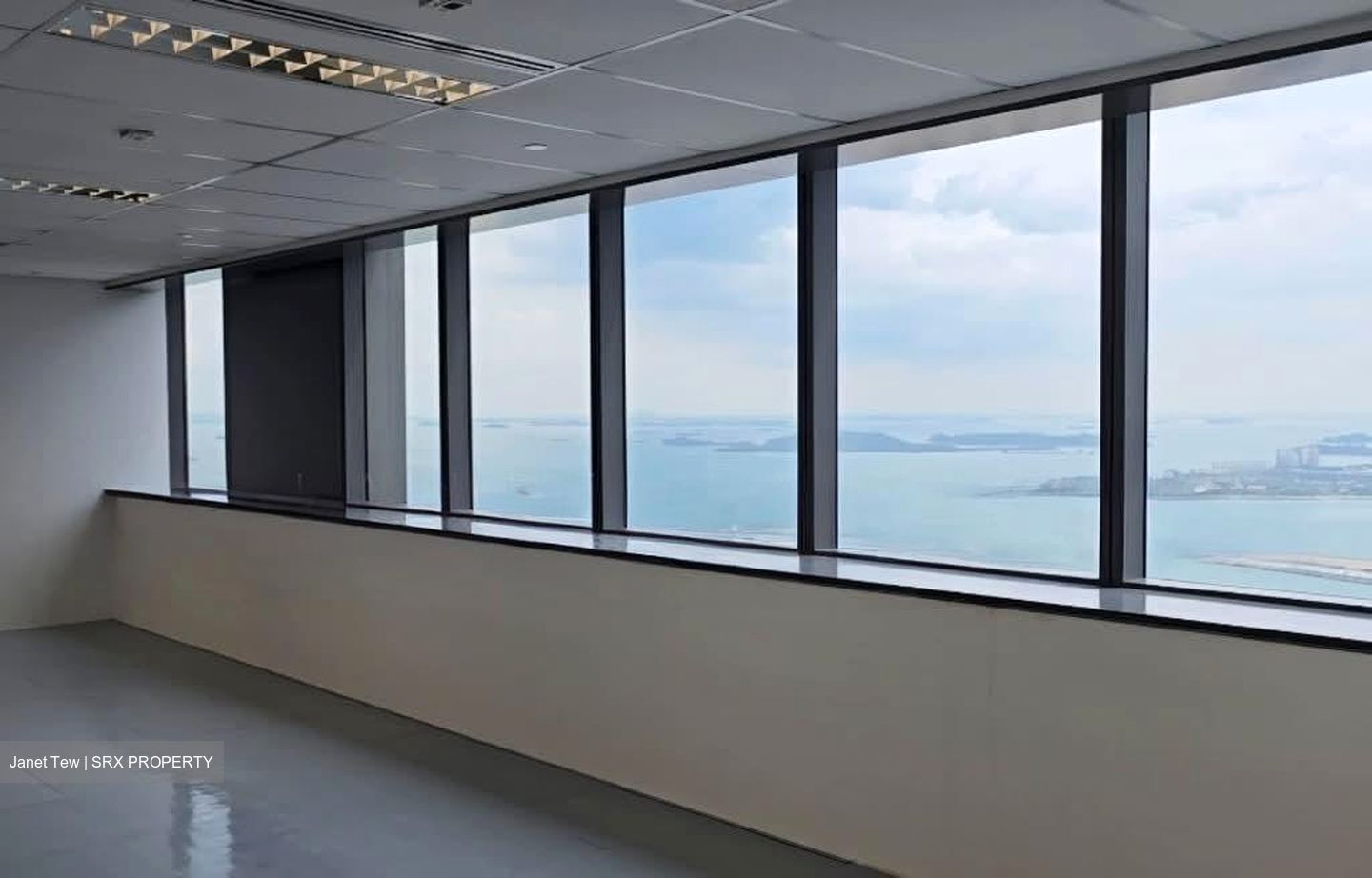 Oue Downtown (D1), Office #541517631